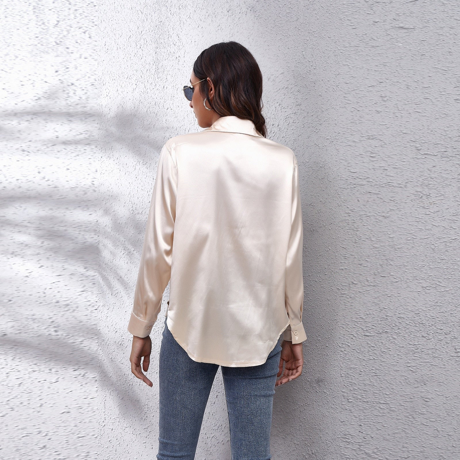 Classic Vintage & Enduringly Stylish Blouse