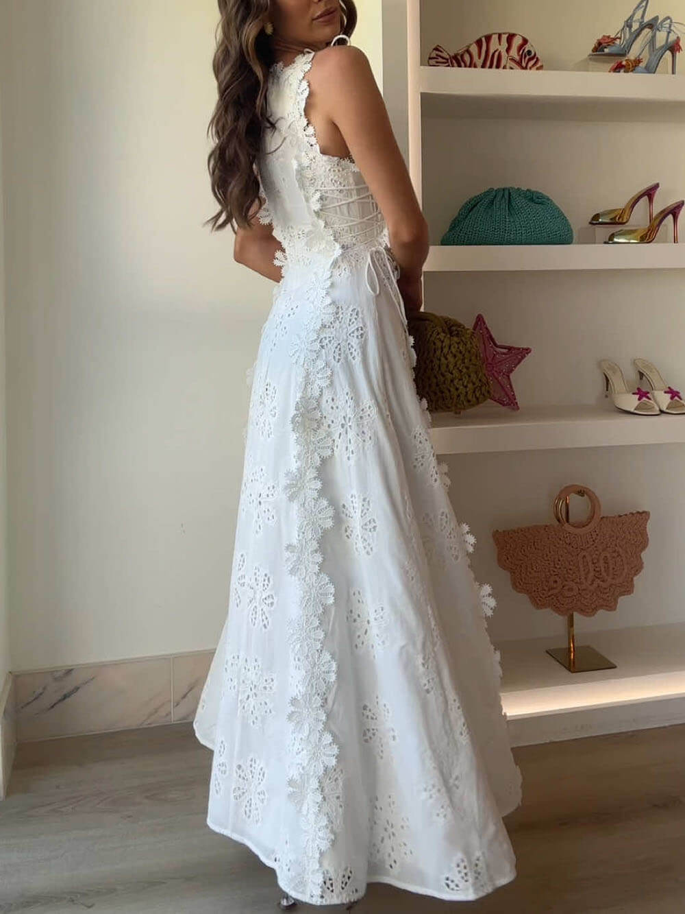 Sophisticated Dress with a Clean Classic Look