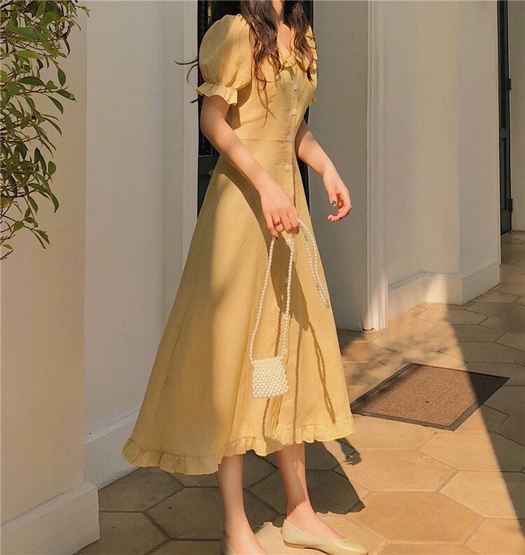 Classic Vintage & Enduringly Stylish Dress