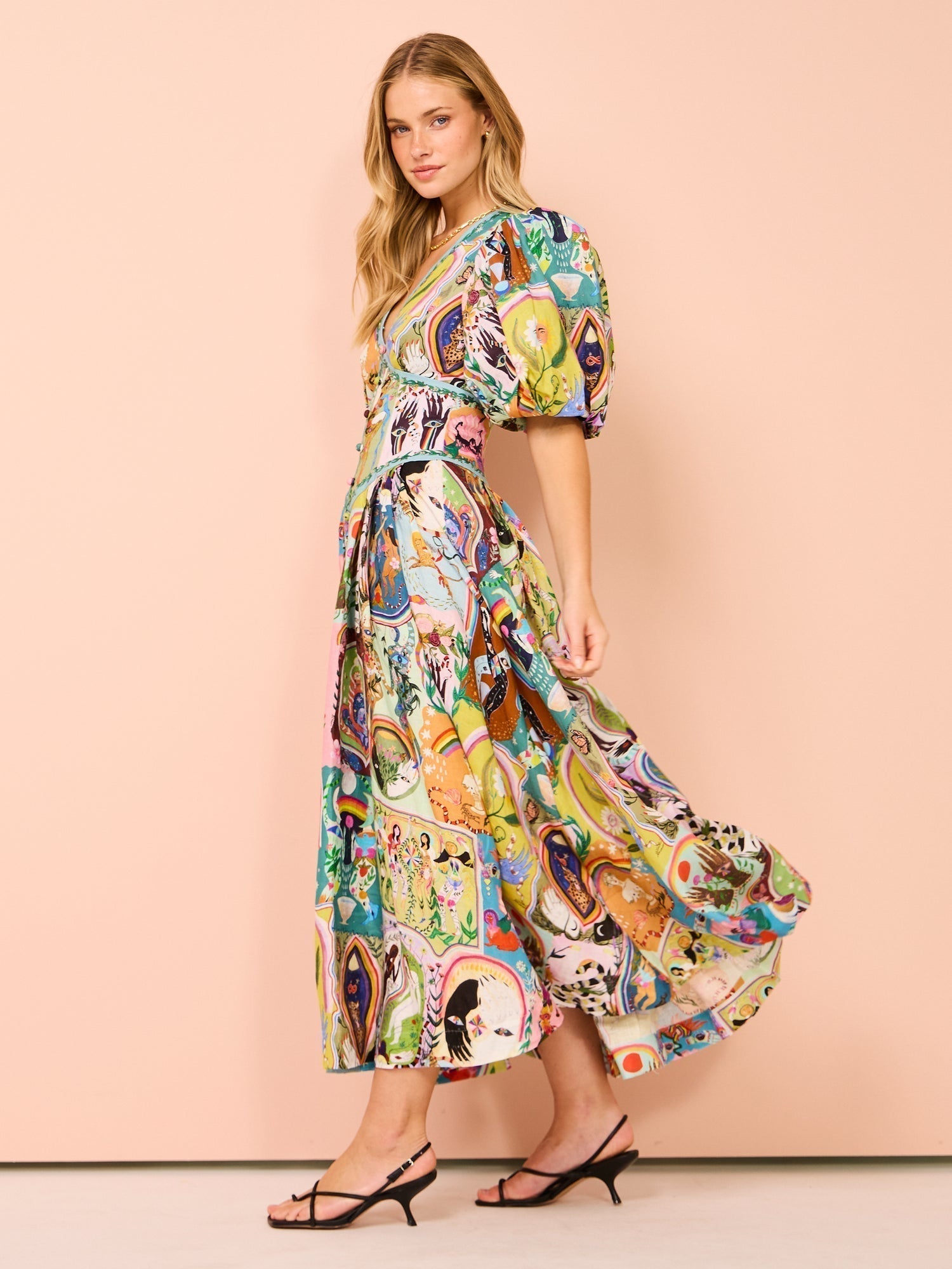 Classic Vintage & Enduringly Stylish Dress