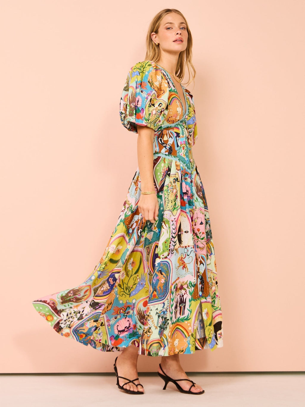 Classic Vintage & Enduringly Stylish Dress