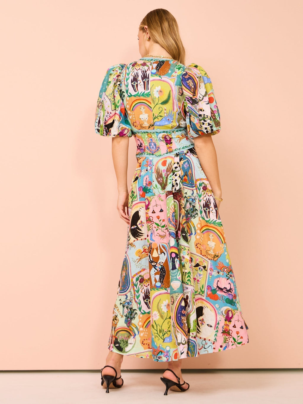 Classic Vintage & Enduringly Stylish Dress