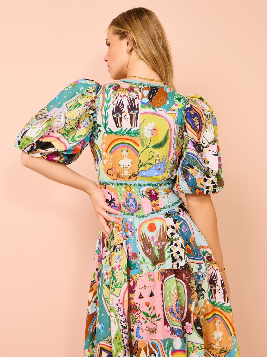 Classic Vintage & Enduringly Stylish Dress