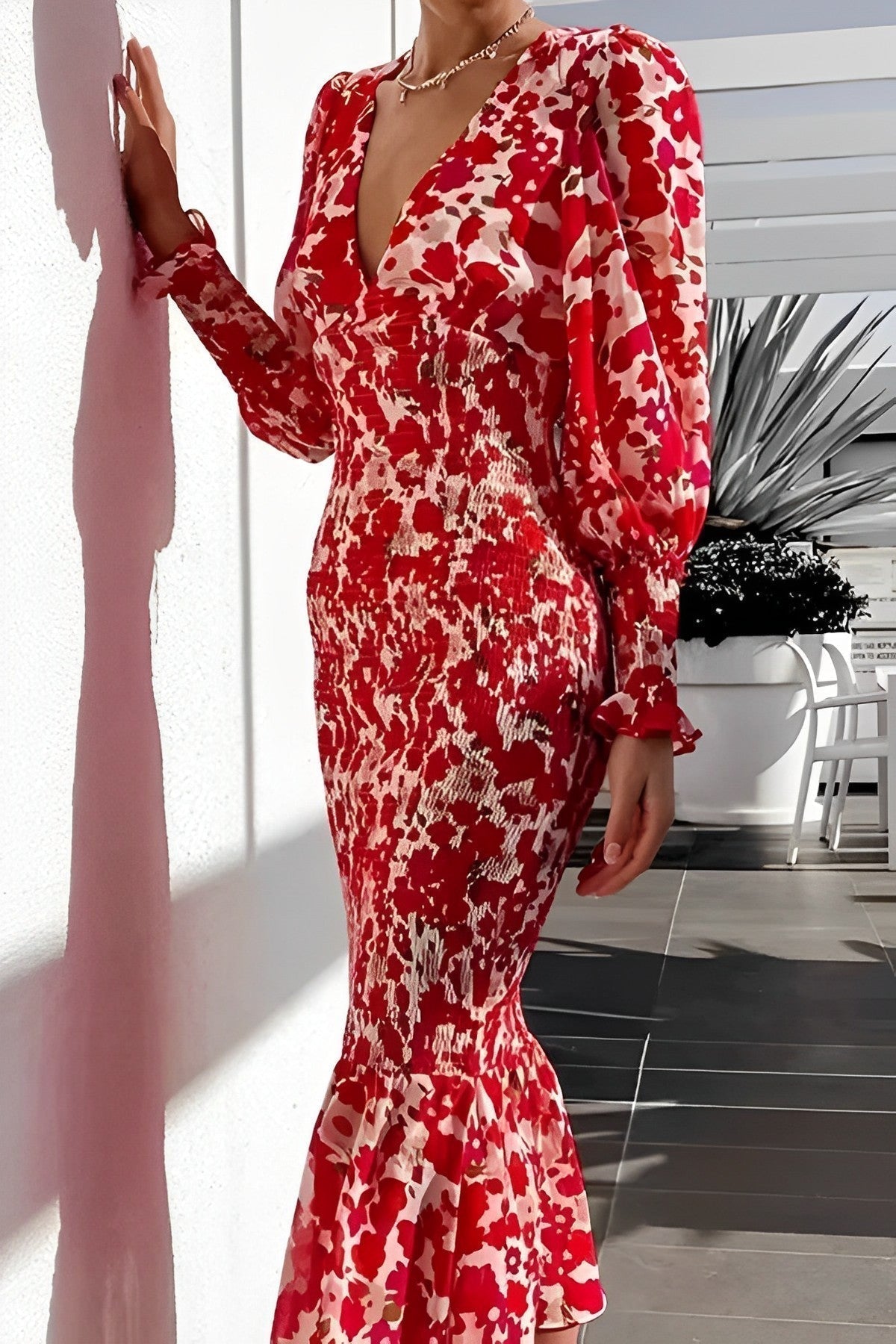 Classic Vintage Dress with a Flattering Fit