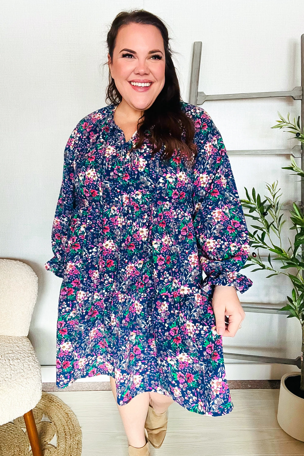 Effortlessly Elegant Dress with a Timeless Design