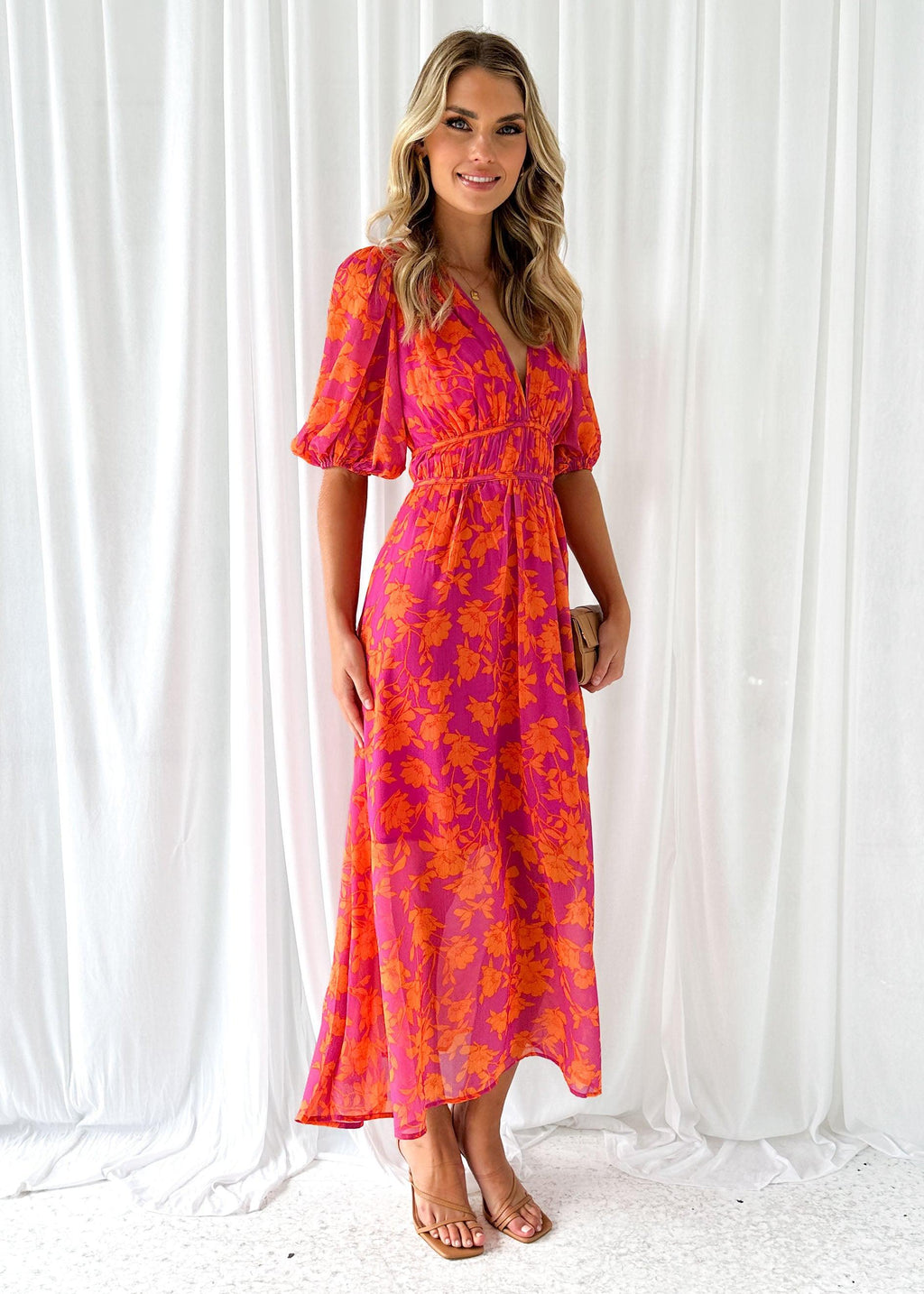 Classic Vintage Dress with a Flattering Fit