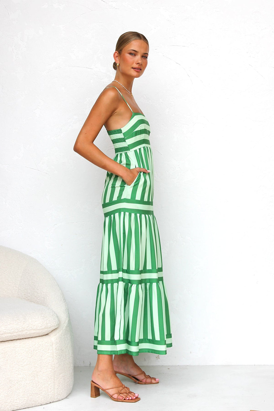Classic Vintage & Enduringly Stylish Dress