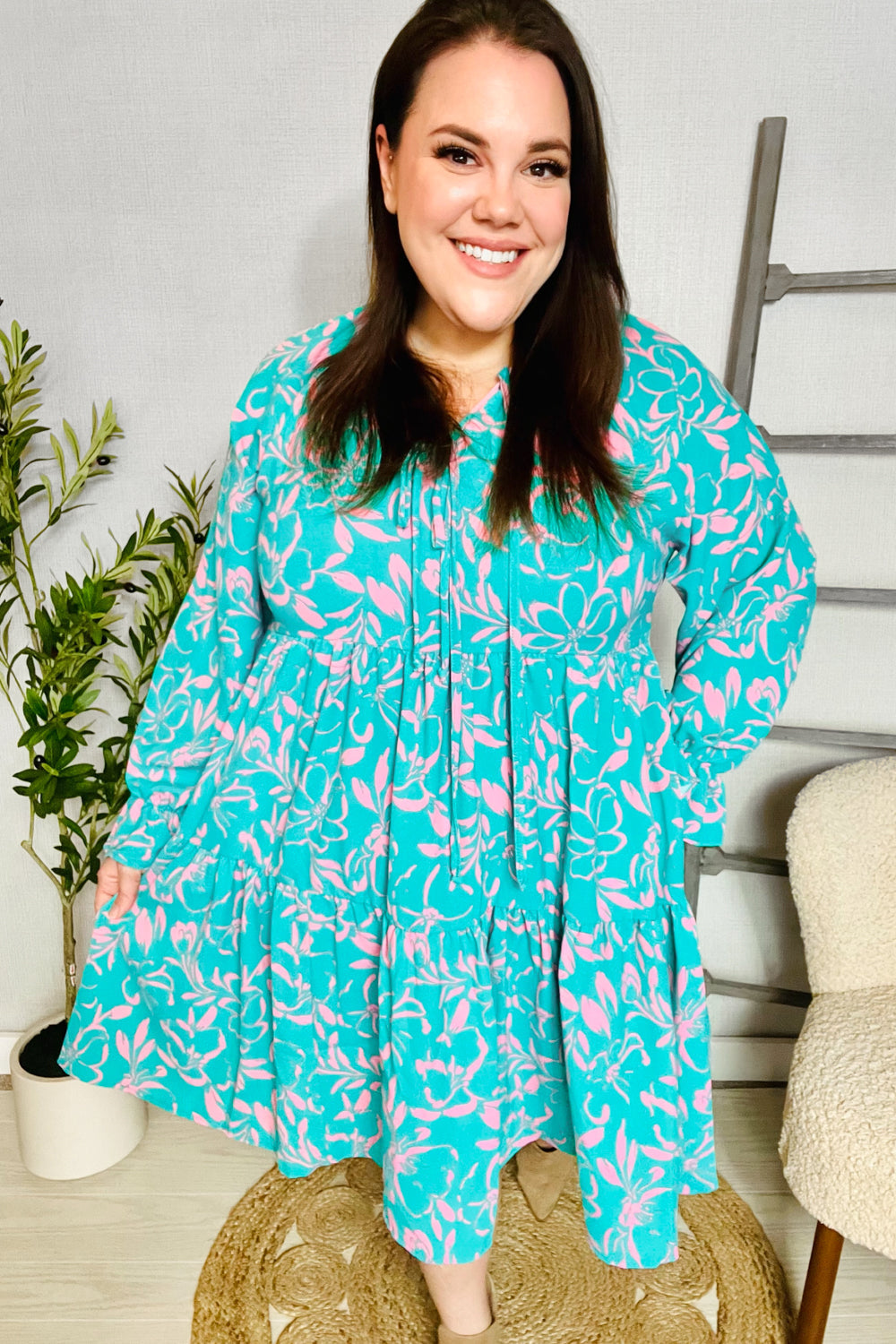 Classic Vintage Dress with a Flattering Fit
