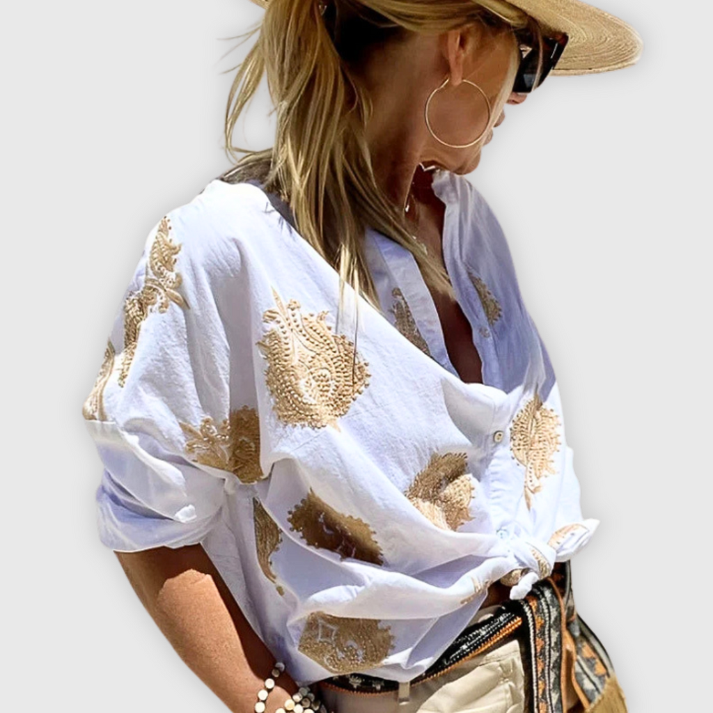 Well Tailored Blouse with a Graceful Silhouette