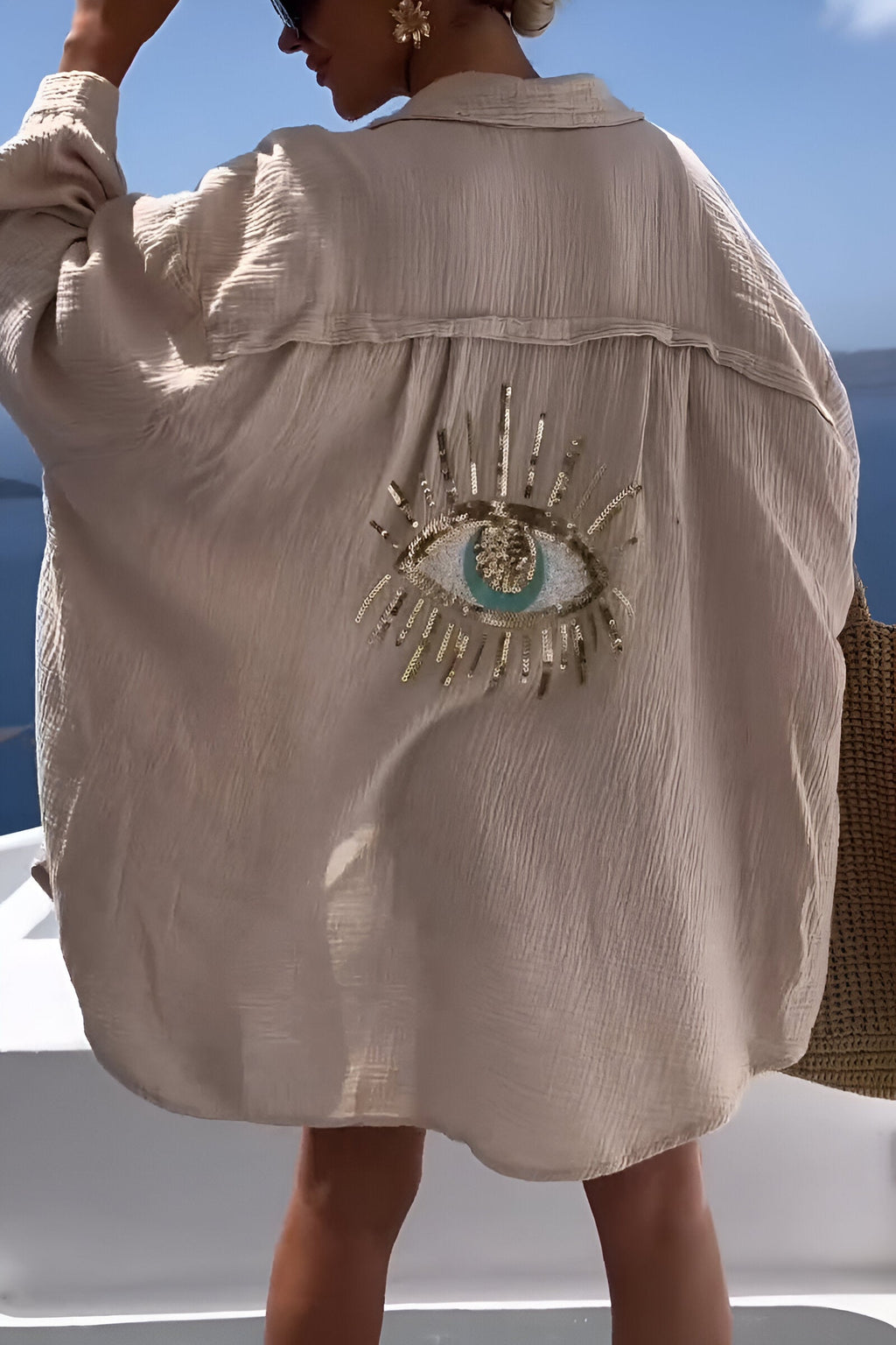Beautifully Finished Blouse in a Timeless Design