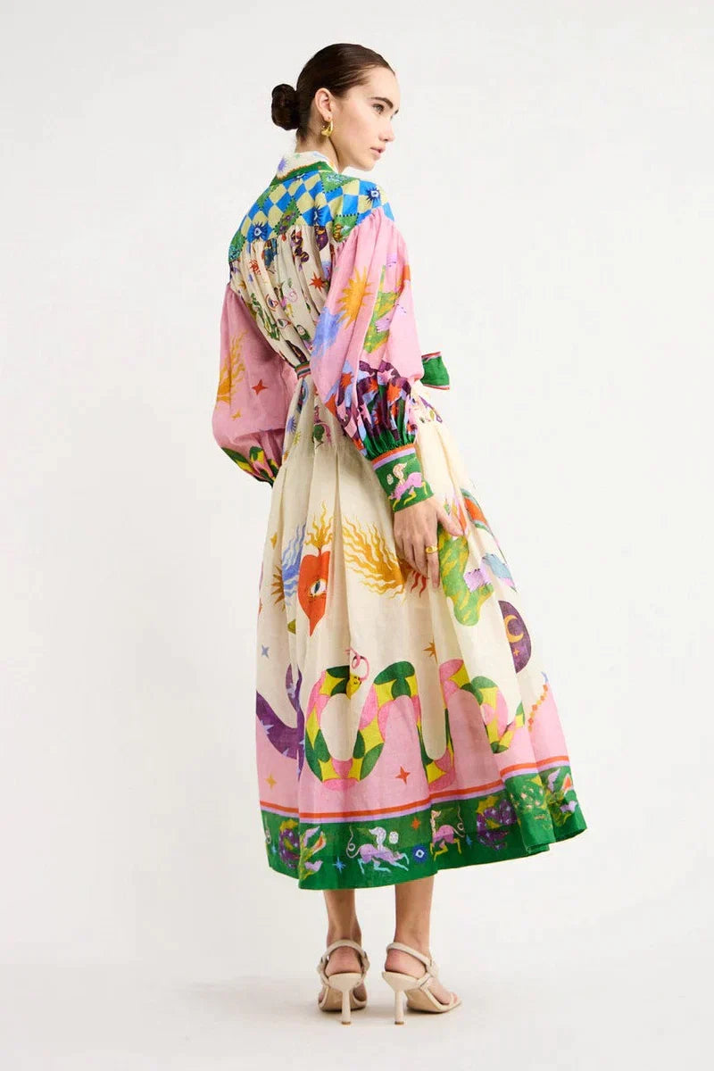 Beautifully Finished Dress in a Timeless Design