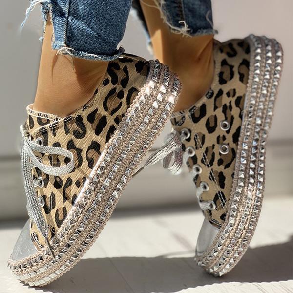 Beautifully Crafted Orthopedic Sneakers