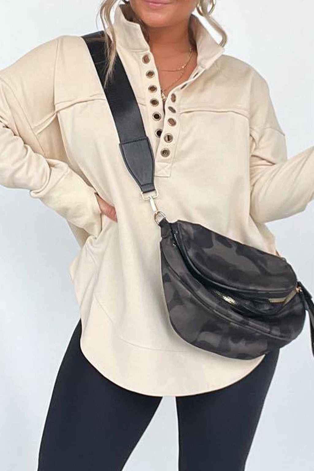 Effortlessly Elegant Shirt with a Timeless Design