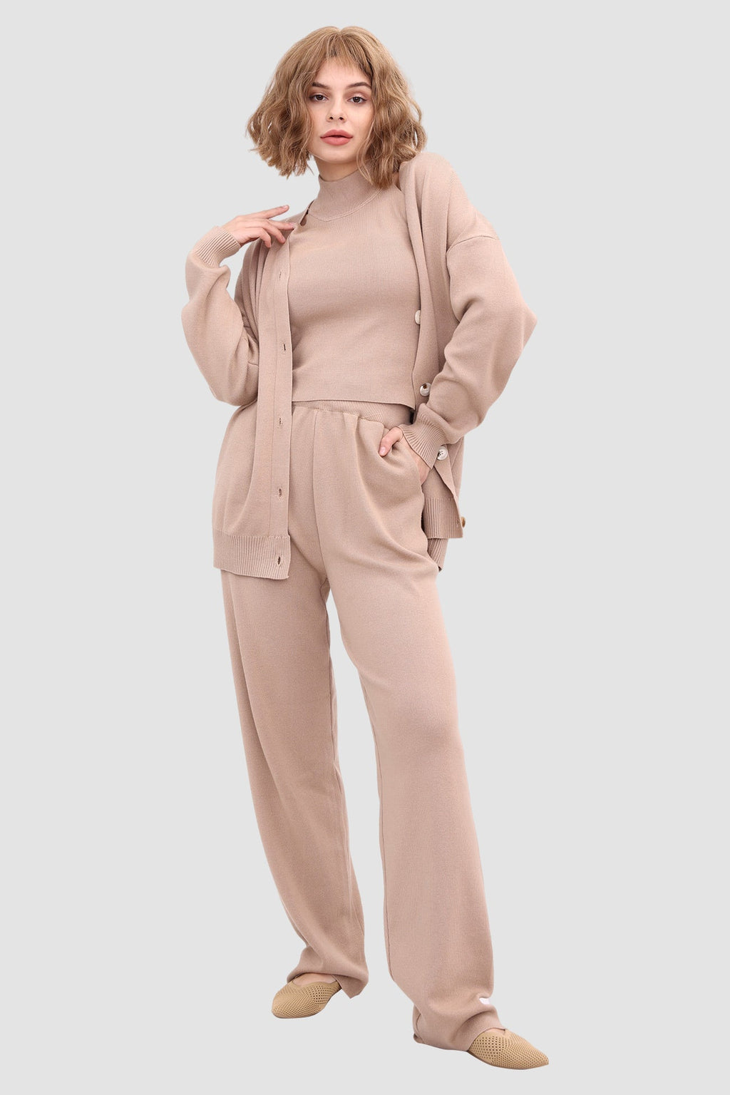 Well Tailored Dress with a Graceful Silhouette