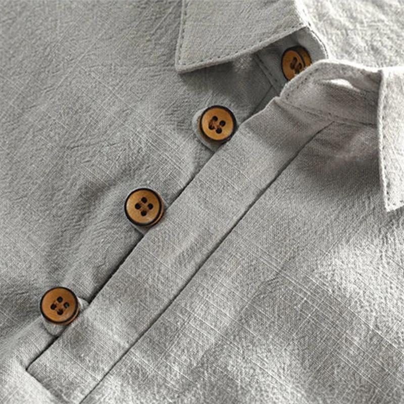 Classic Vintage Shirt with a Flattering Fit