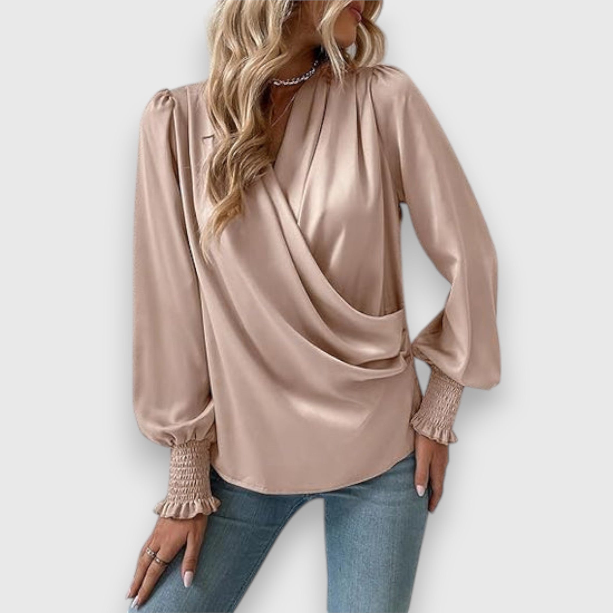 Sophisticated Blouse with a Clean Classic Look