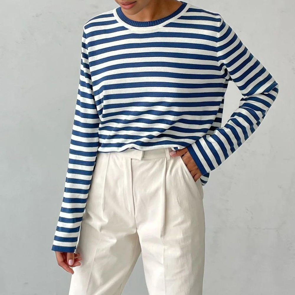 Elegantly Styled Blouse for Everyday Wear