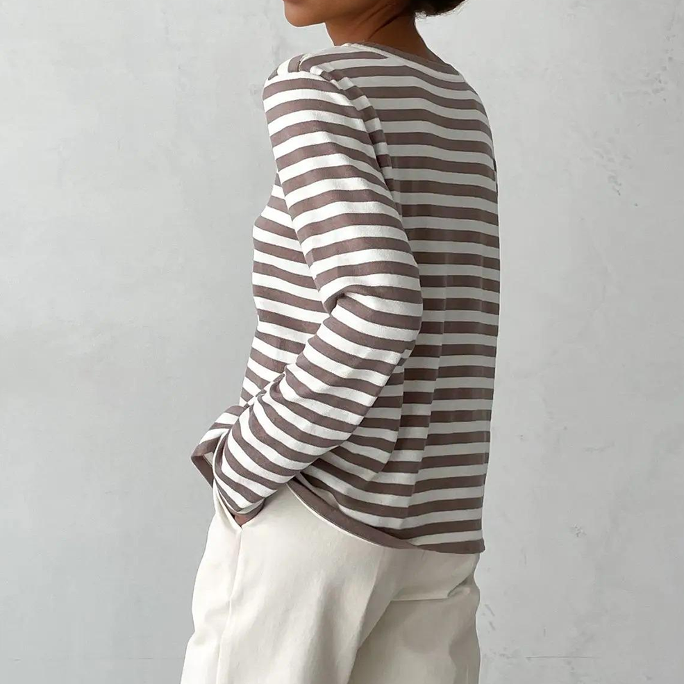 Sophisticated Blouse with a Clean Classic Look