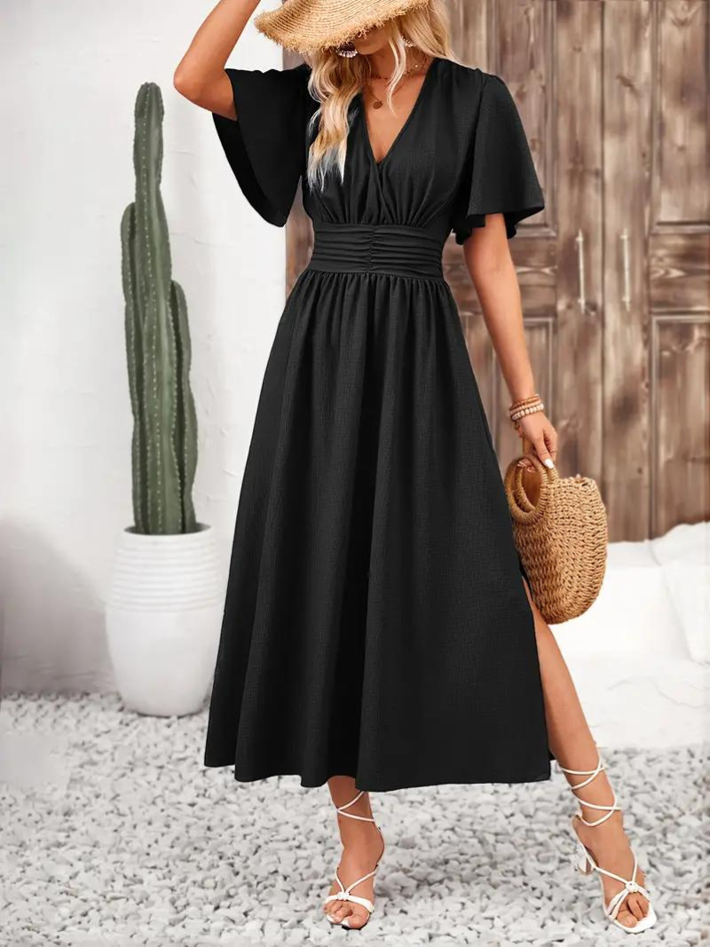 Classic Vintage Dress with a Flattering Fit