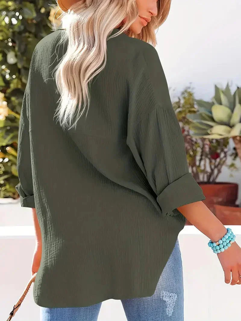 Sophisticated Blouse with a Clean Classic Look