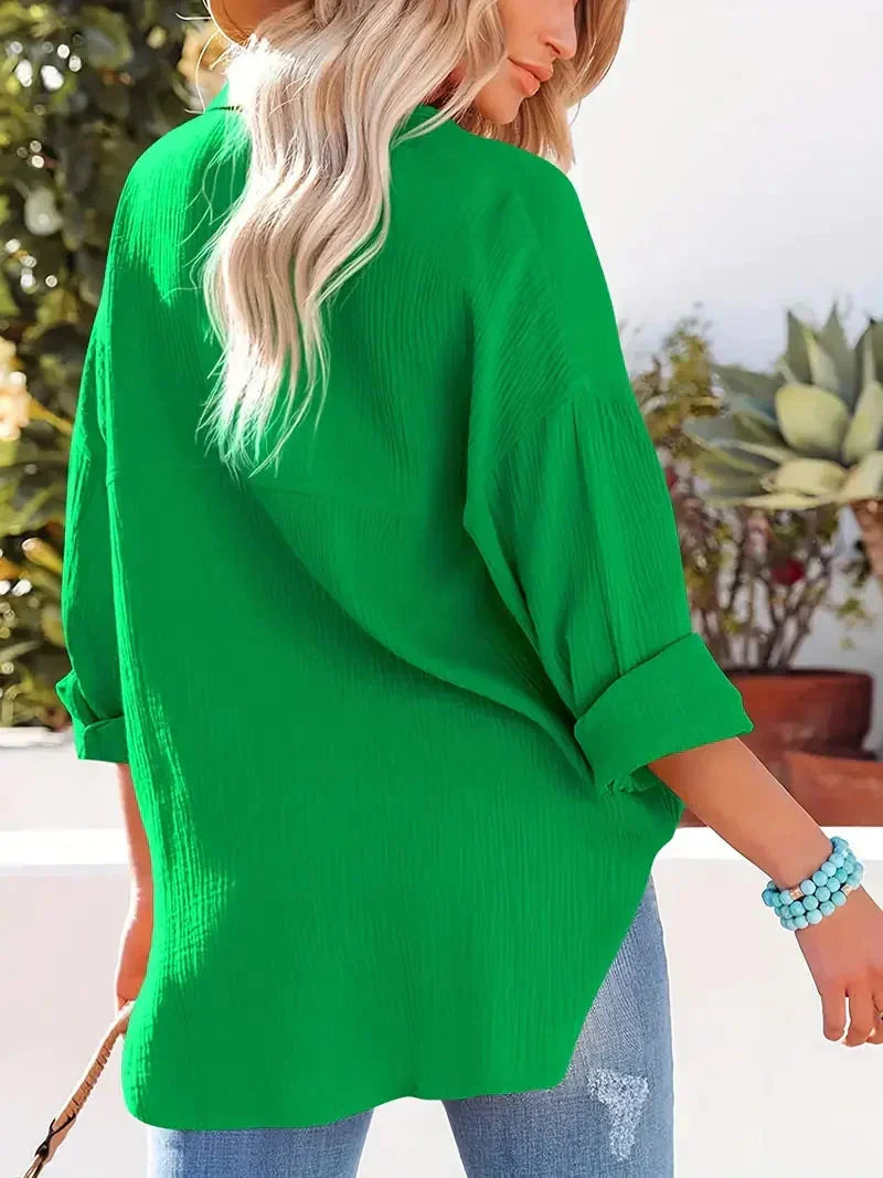 Sophisticated Blouse with a Clean Classic Look