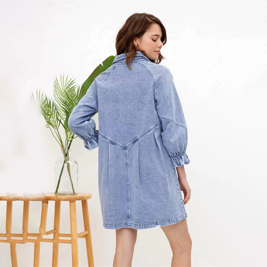 Well Tailored Dress with a Graceful Silhouette