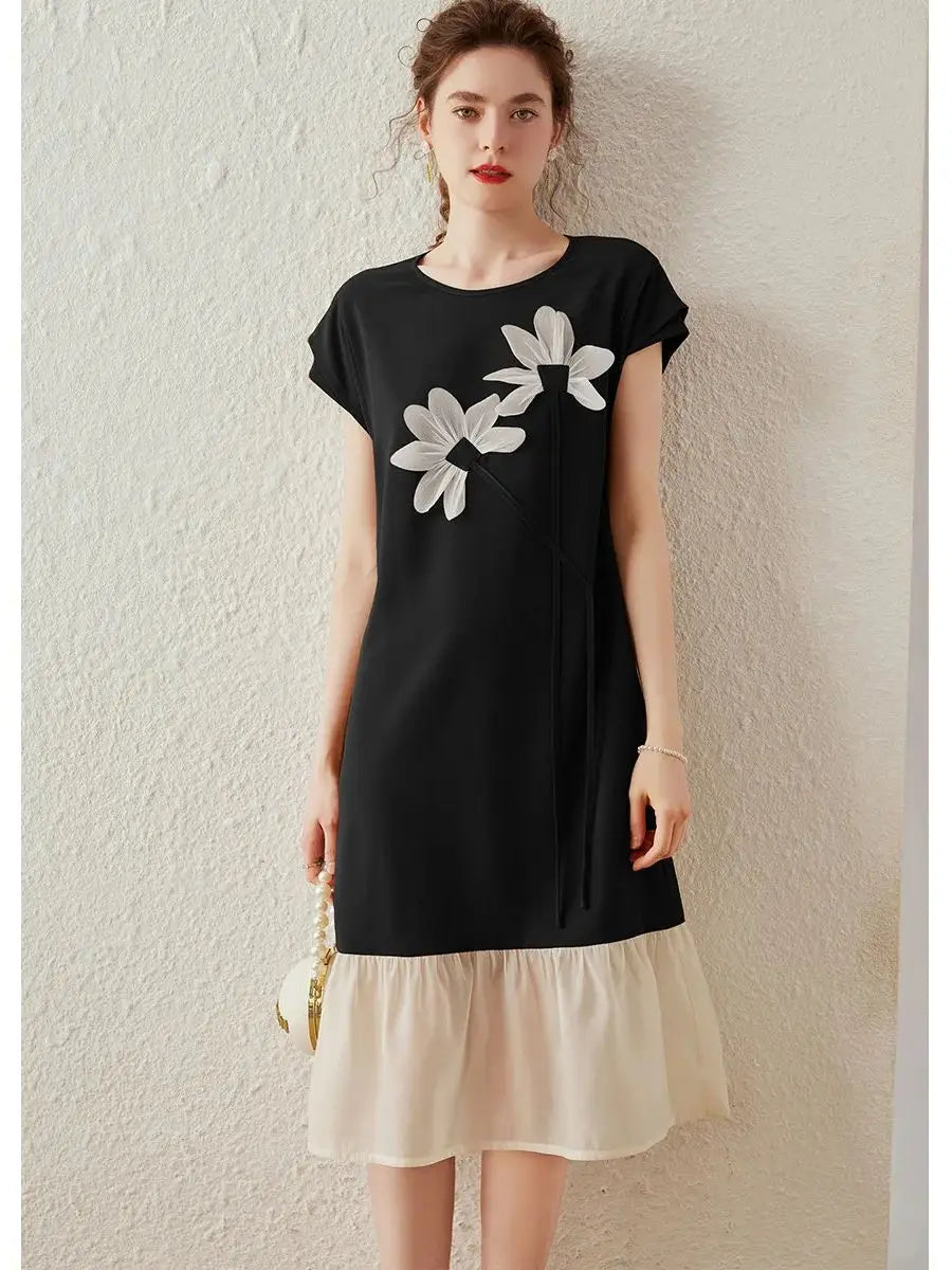 Polished Dress with an Effortless Classic Look