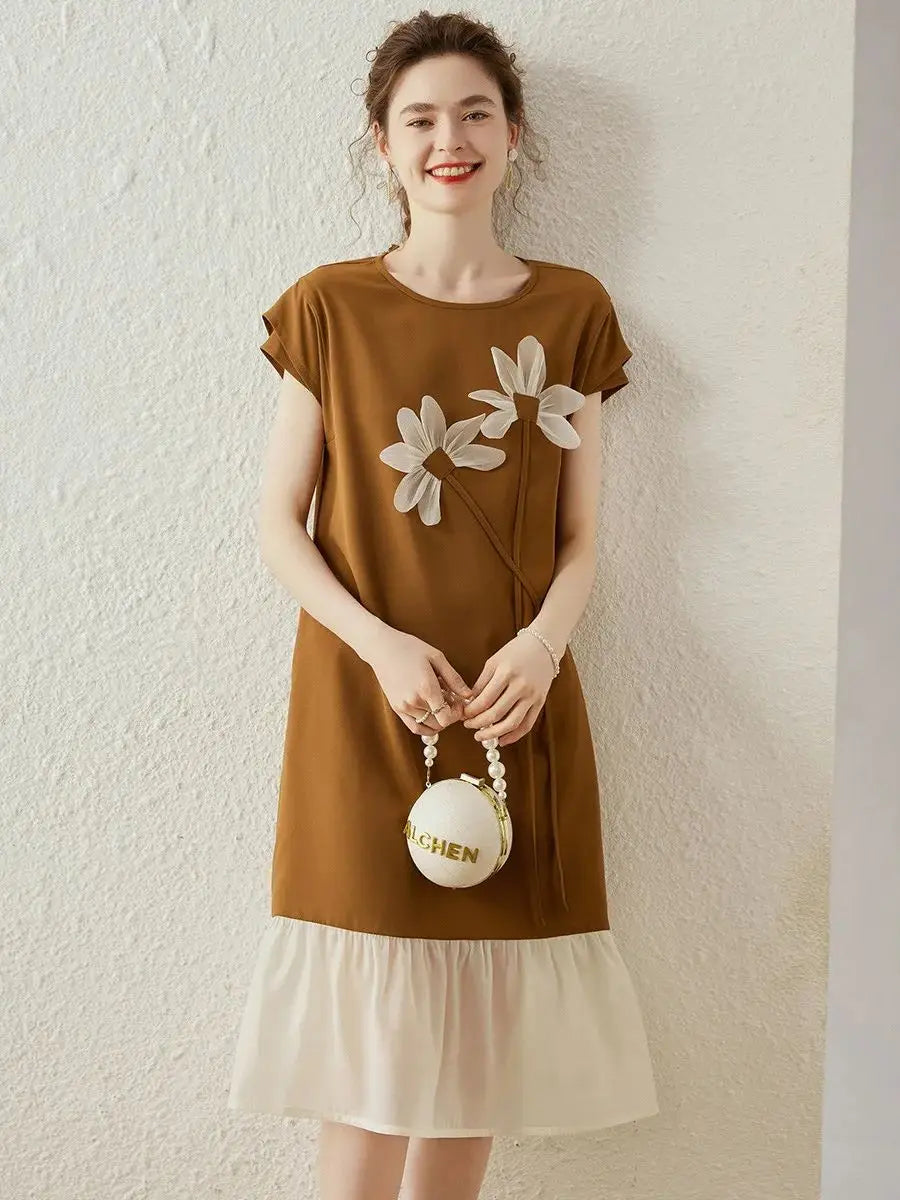 Polished Dress with an Effortless Classic Look