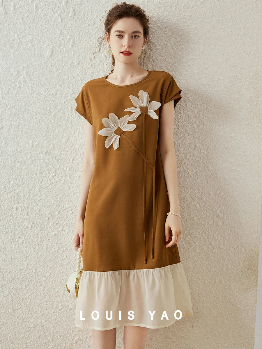 Polished Dress with an Effortless Classic Look