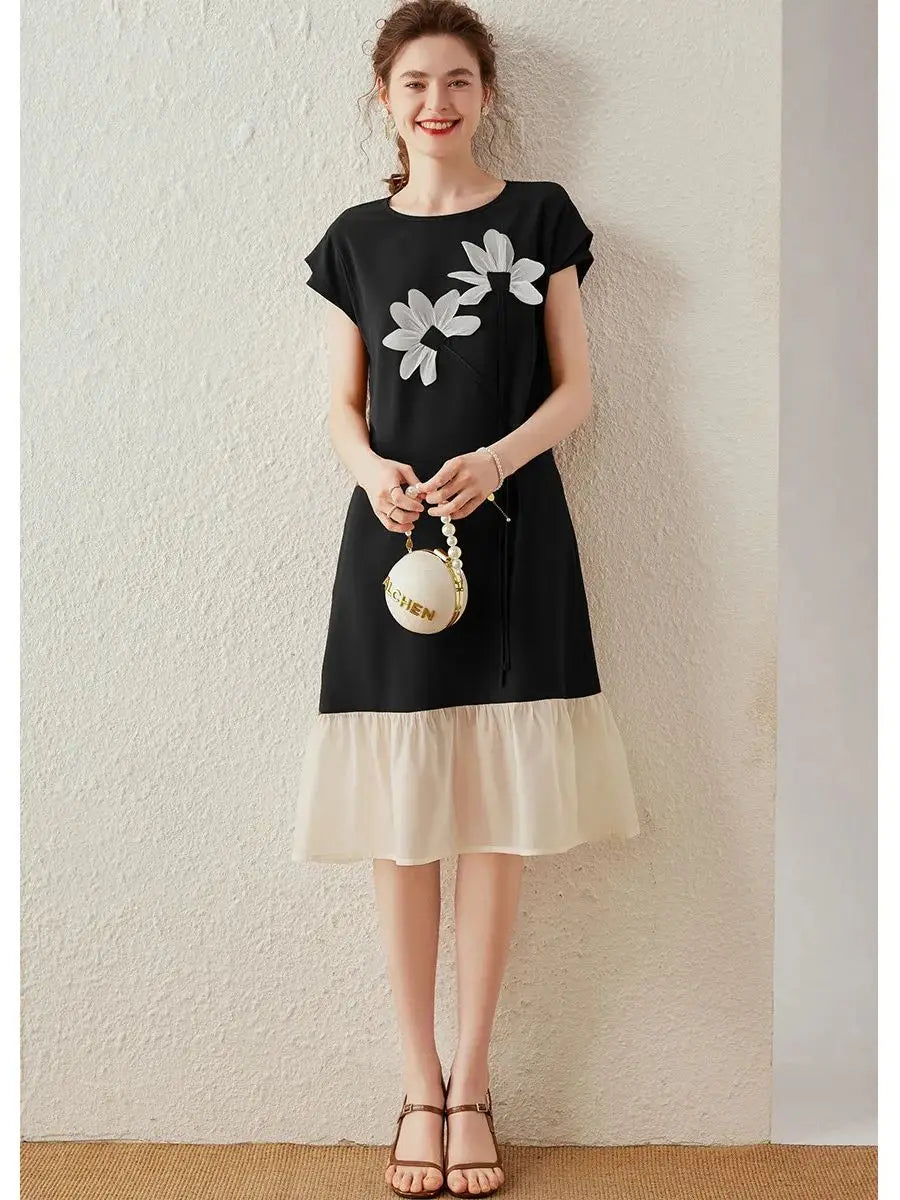 Polished Dress with an Effortless Classic Look