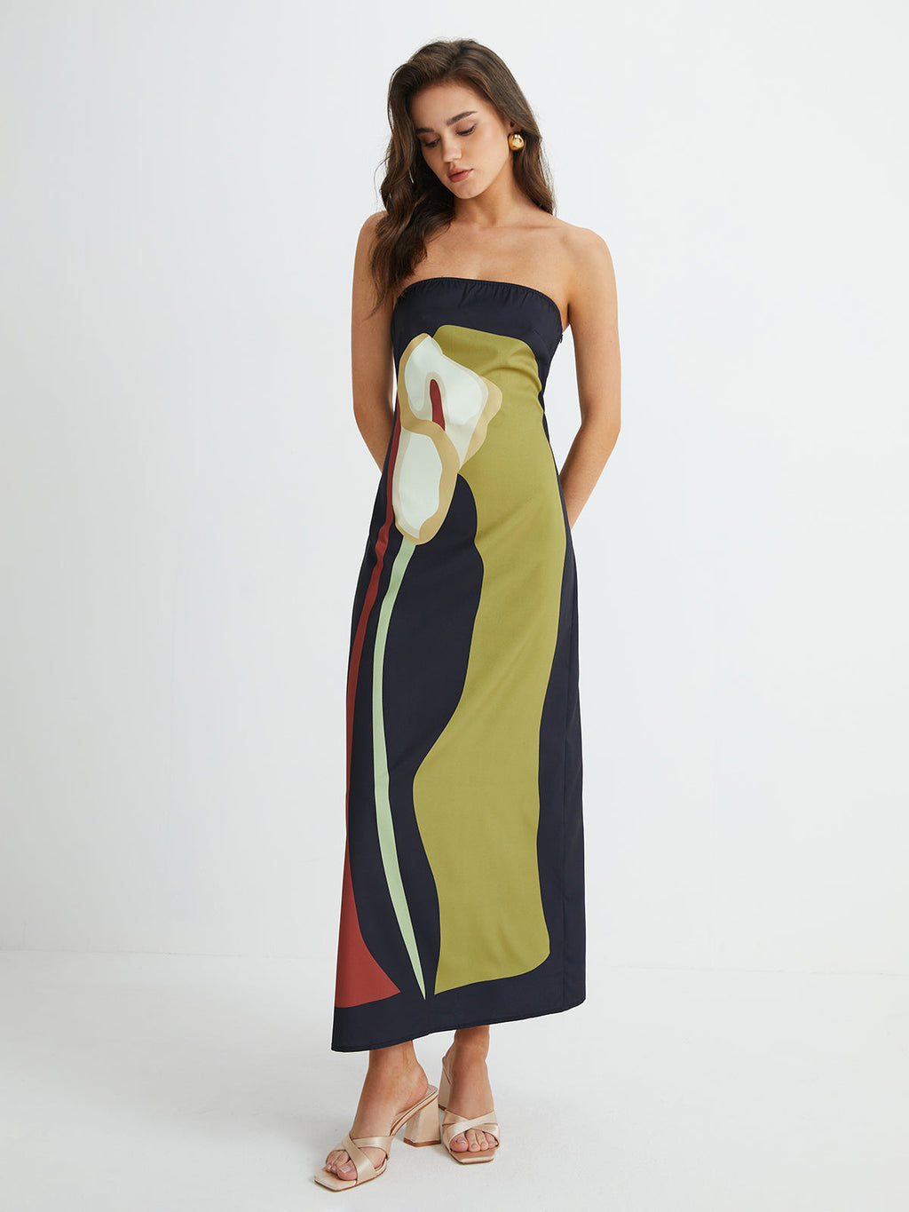 Polished Dress with an Effortless Classic Look