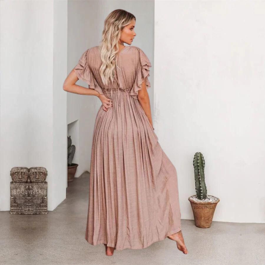 Beautifully Crafted Dress in a Classic Style