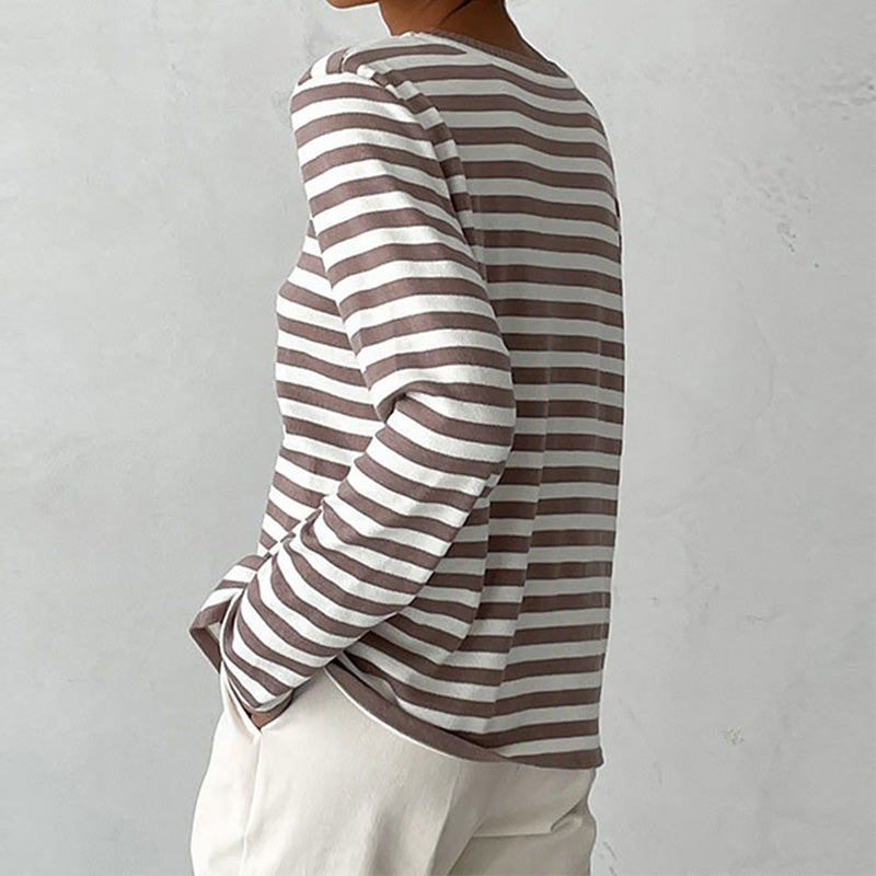 Gracefully Styled Blouse for Any Occasion
