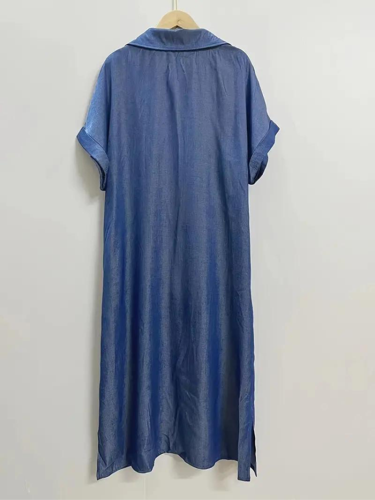 Beautifully Finished Dress in a Timeless Design