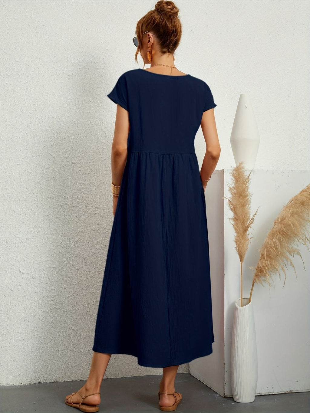 Sophisticated Dress with a Clean Classic Look