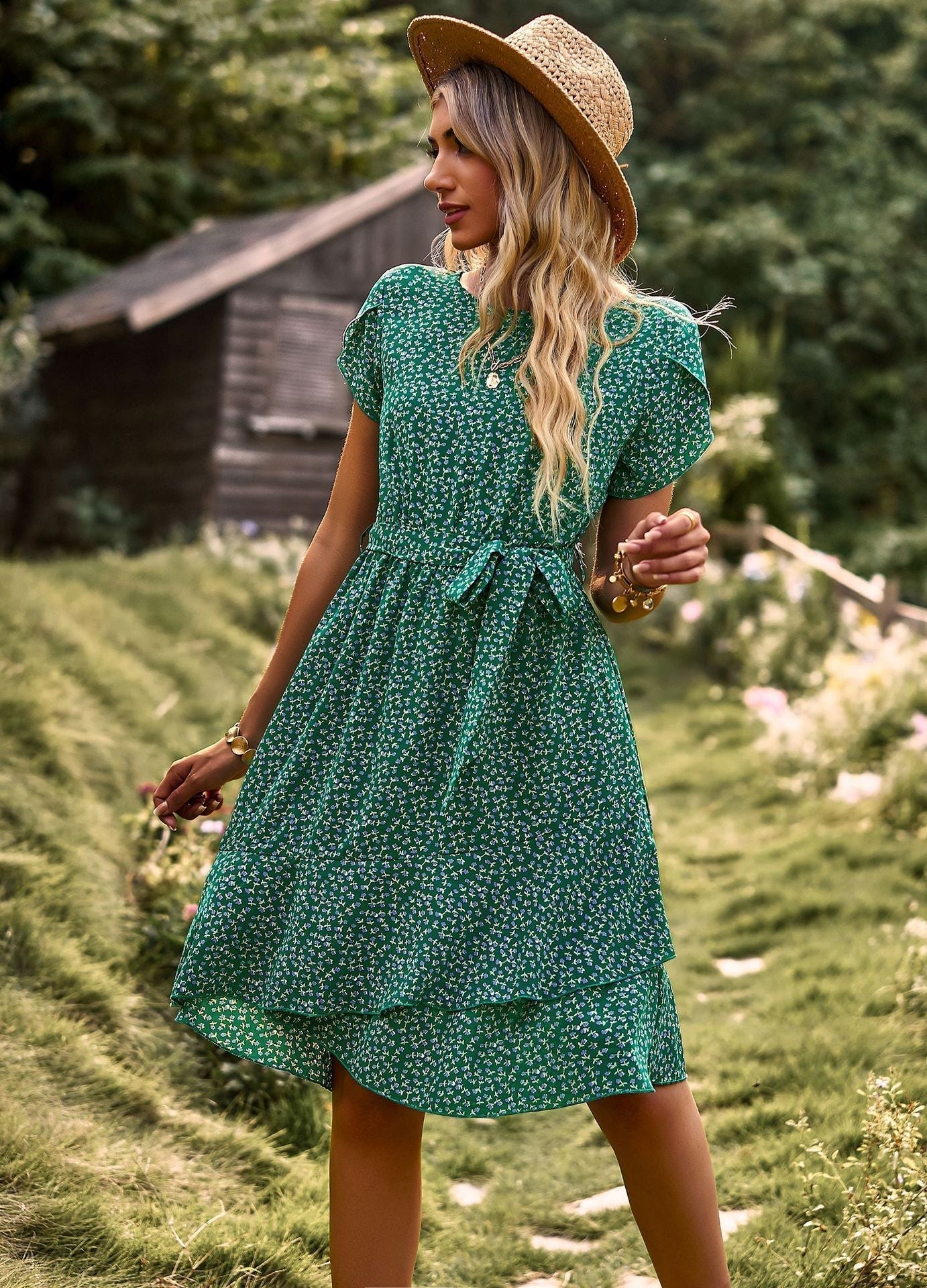 Polished Dress with an Effortless Classic Look