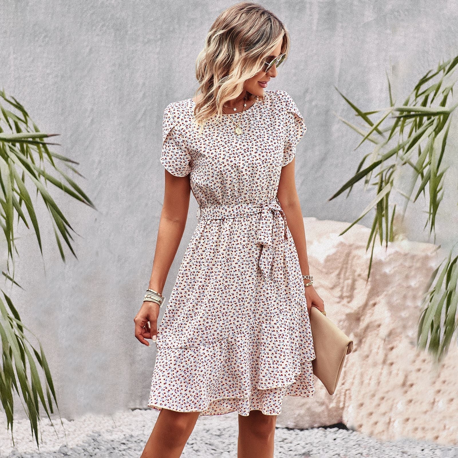 Gracefully Styled Dress for Any Occasion
