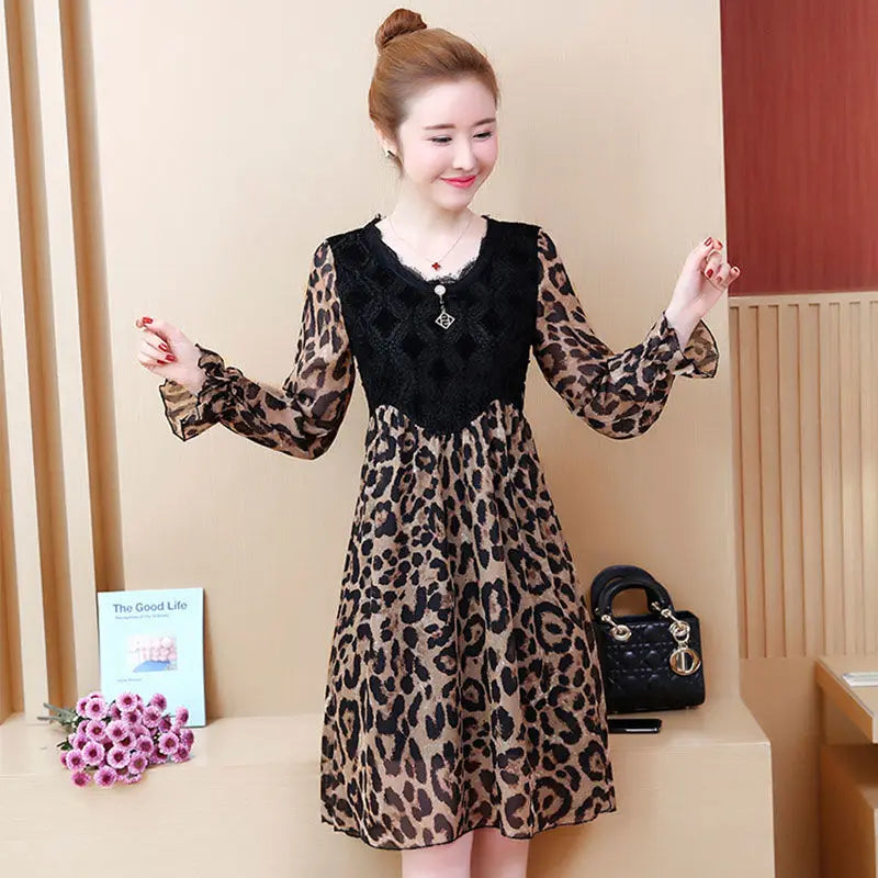 Polished Dress with an Effortless Classic Look