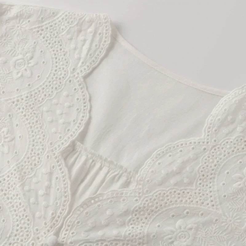 Elegantly Styled Blouse for Everyday Wear