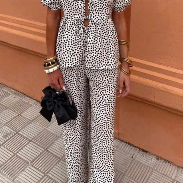 Classic Vintage & Enduringly Stylish Trousers