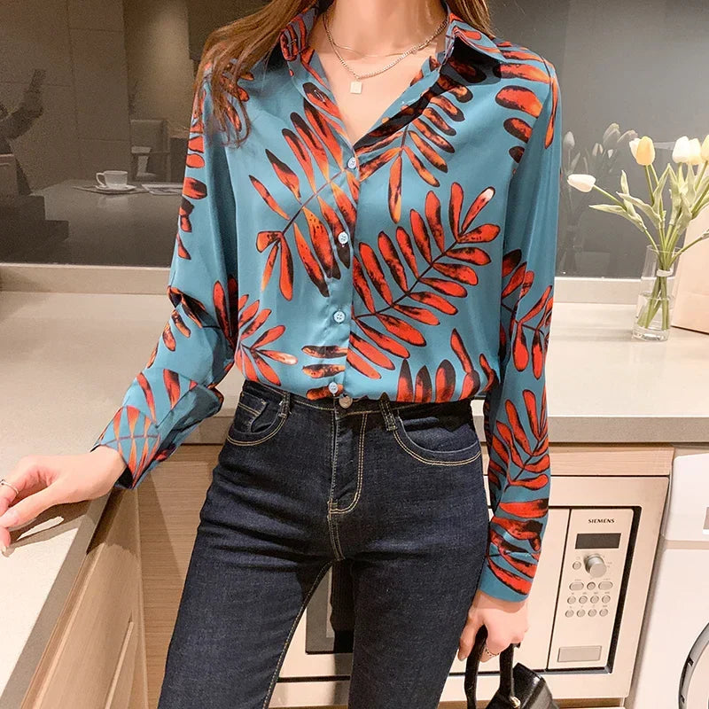 Effortlessly Elegant Blouse with a Timeless Design