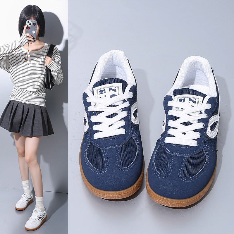 Classic Orthopedic Sneakers with Timeless Style