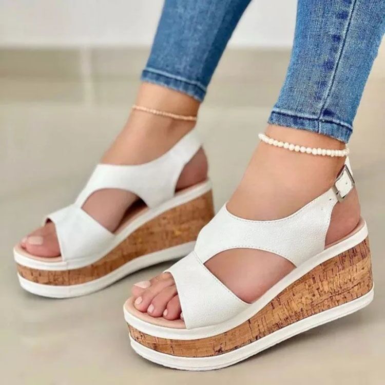 Graceful Orthopedic Sandals for Modern Look