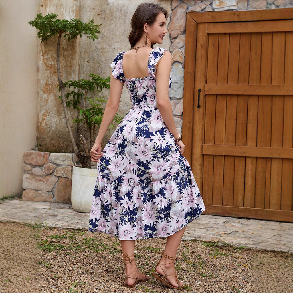 Classic Vintage Dress with a Flattering Fit