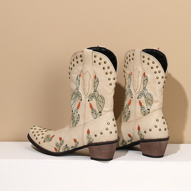 Graceful Orthopedic Boots for Modern Look