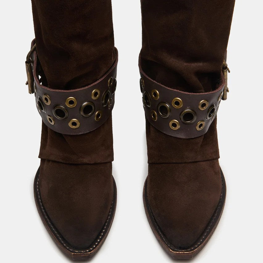 Graceful Orthopedic Boots for Modern Look