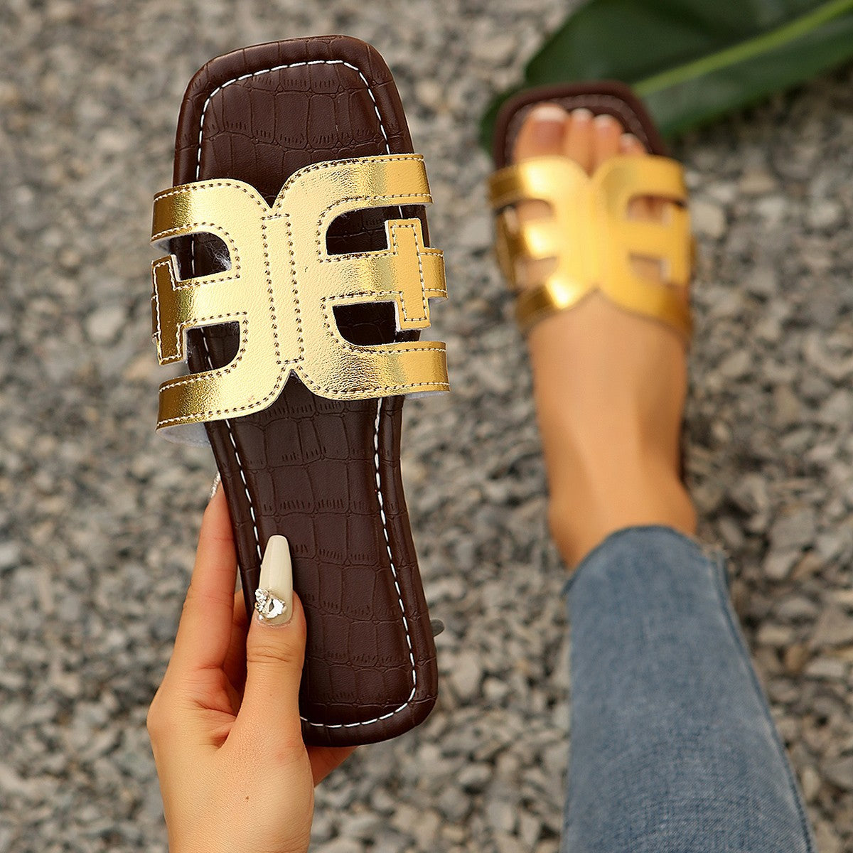Chic Orthopedic Sandals with Unique Design