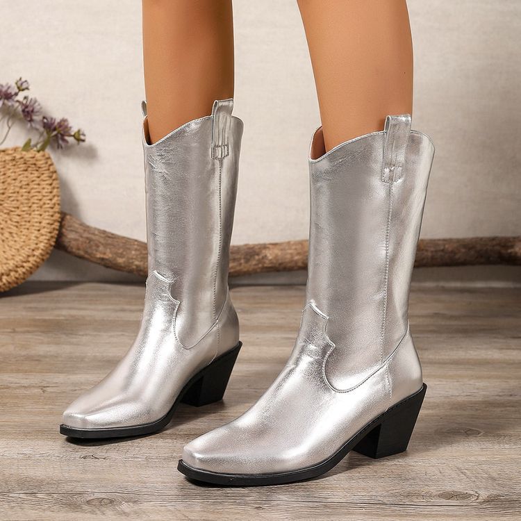 Graceful Orthopedic Boots for Modern Look