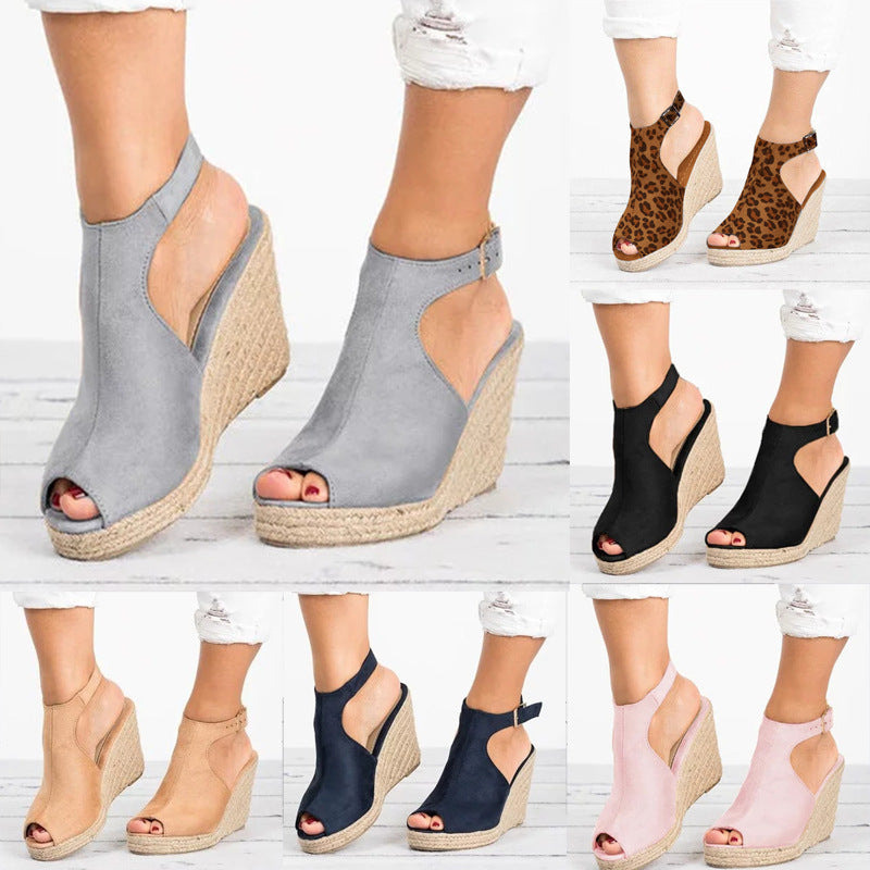 Chic Orthopedic Sandals with Unique Design