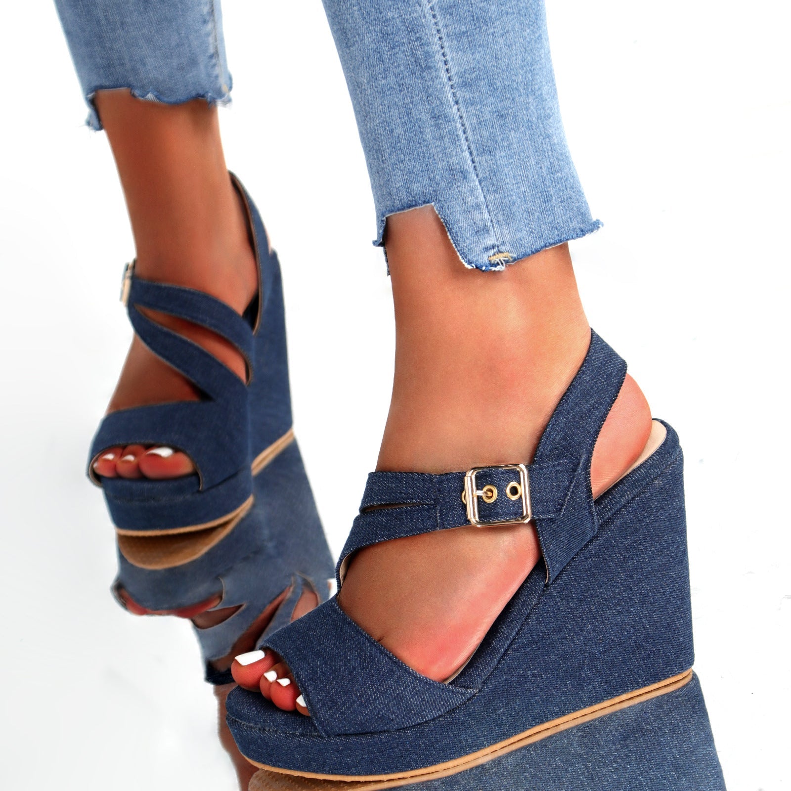 Graceful Orthopedic Sandals for Modern Look
